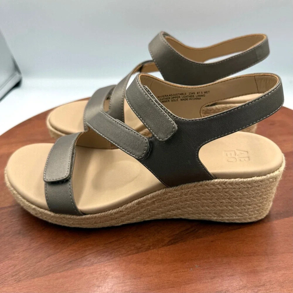 Abeo‎ Riviera Adjustable Wedge Espadrille Sandal Fossil Leather Womens 7.5 MET